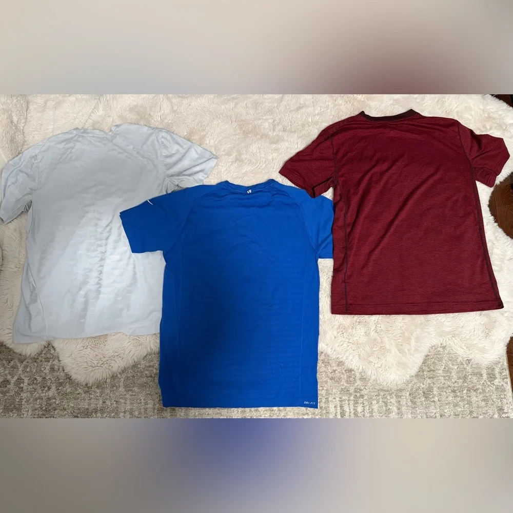 Nike Men's Short Sleeve Tees - Gray, Blue, and Maroon - Medium - Picture 2 of 2